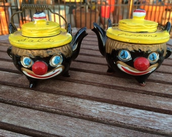 Vintage Americana Teapot Clown Salt and Pepper Shakers, Gift, Décor