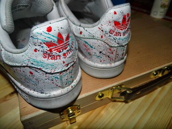 stan smith paint splatter