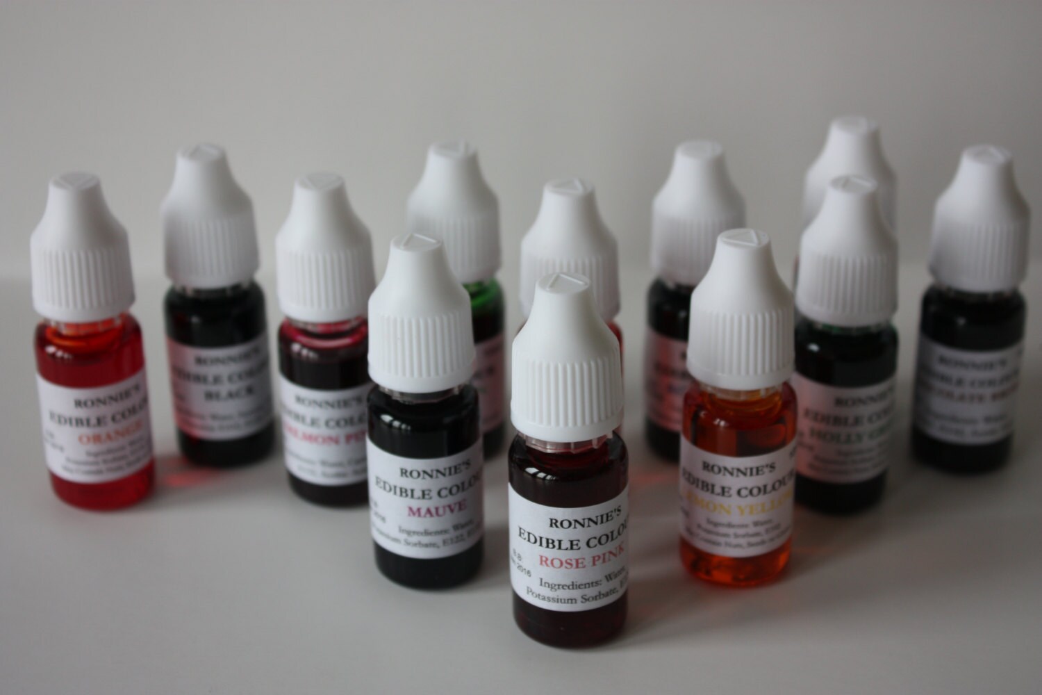 Edible Liquid Food Colouring in 10ml No waste Dropper Bottle