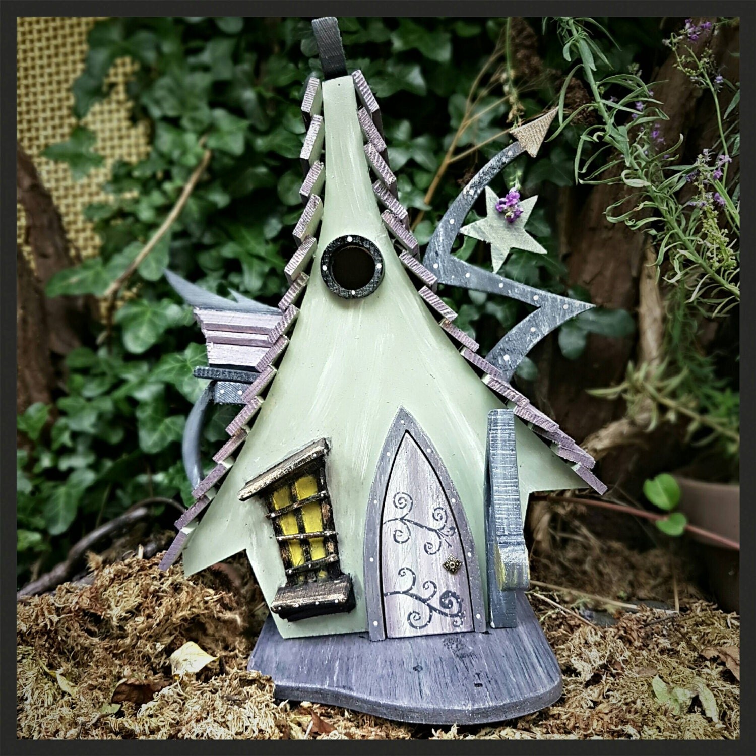 Wicked Witch birdhouse/bird house/handmade /Garden art /bird