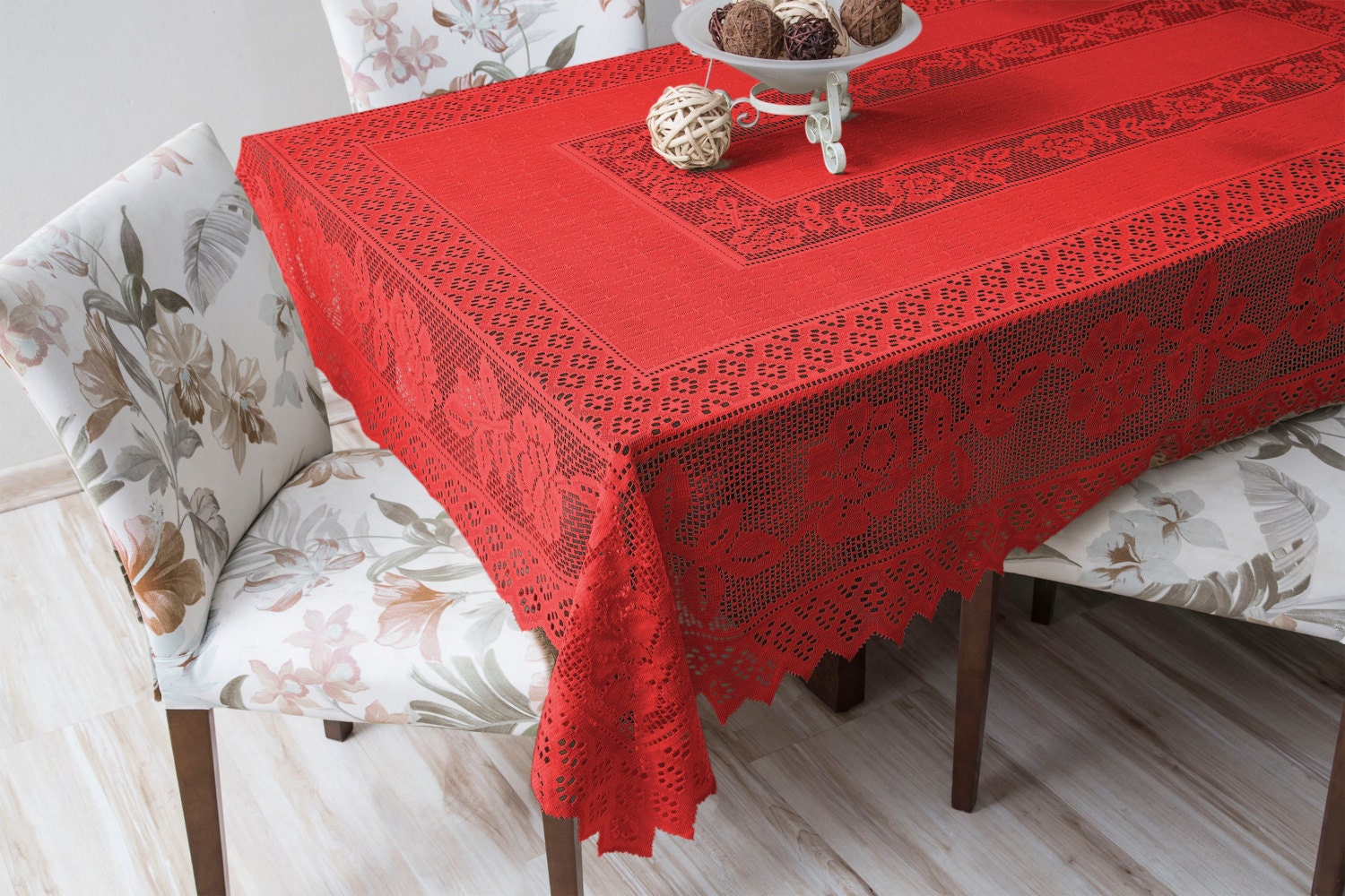 Lace Table Cloth 59'' x 86''