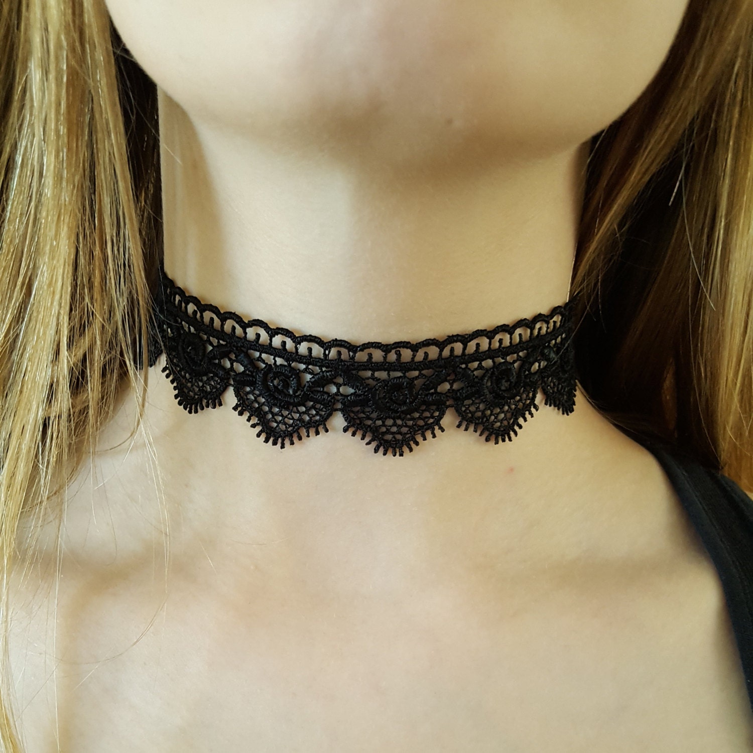 Black lace choker by Opalmoonshop on Etsy