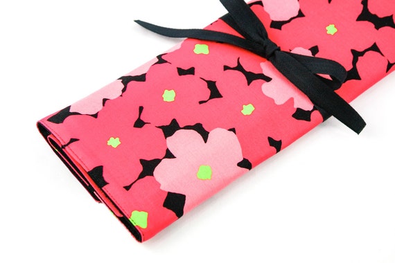 Large Knitting Needle Case Organizer - Red Poppy - 30 black pockets for straight, circular, double point needles or paint brushes