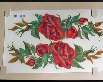 1940s DURO Decal Transfer Swags of Lush Red Roses and Buds Crafts Scrapbooking