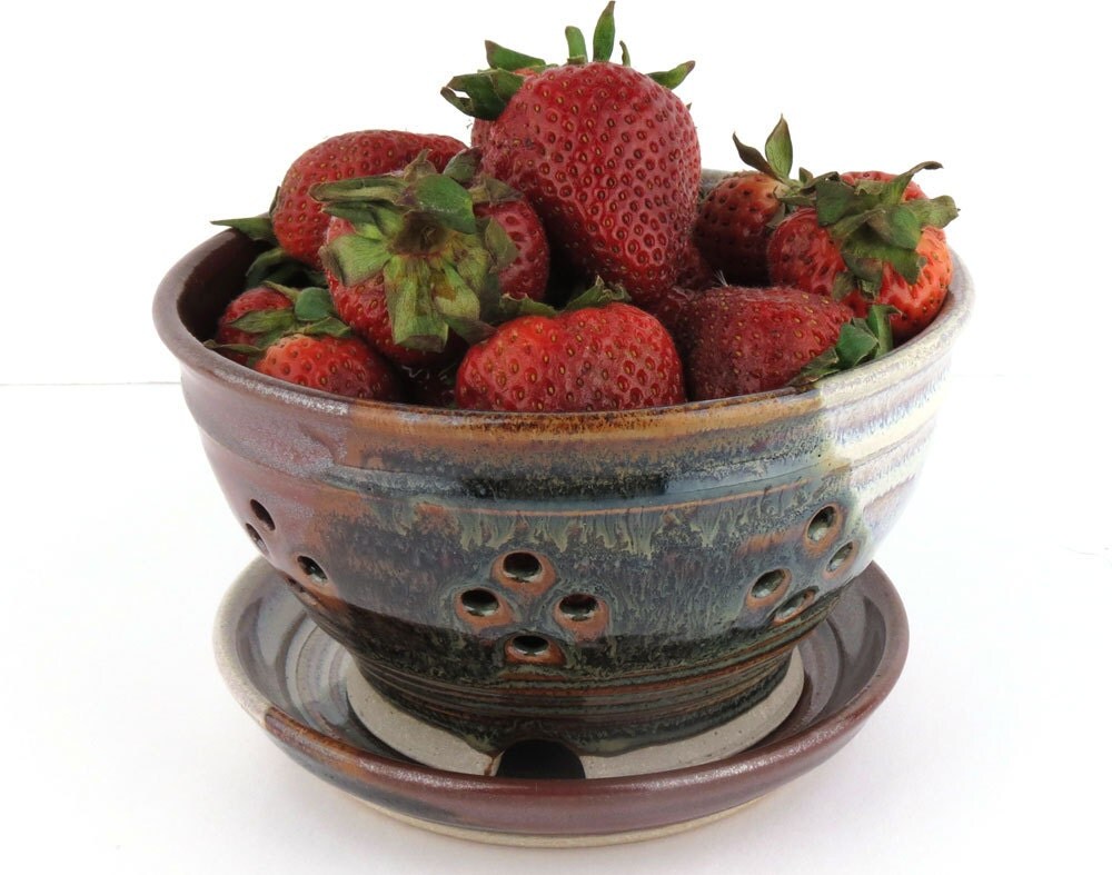 Berry Bowl Berry Strainer Rich Brown / Blue by LomaPrietaPottery