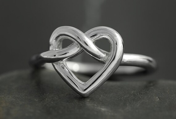 Heart infinity knot ring in sterling silver