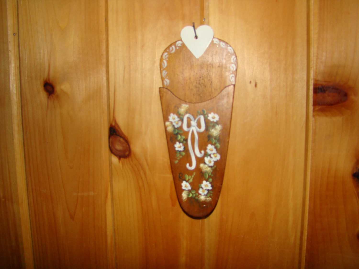 Vintage Hanging Wooden Scissors Holder Wall Pocket