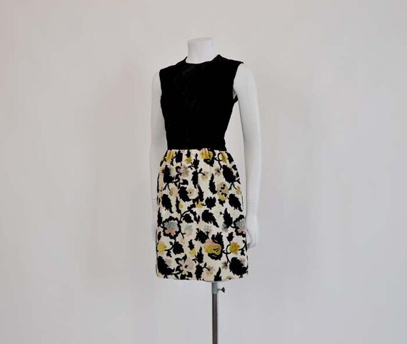 1960s dress / Vintage 60's Mod Velvet by Planetclairevintage