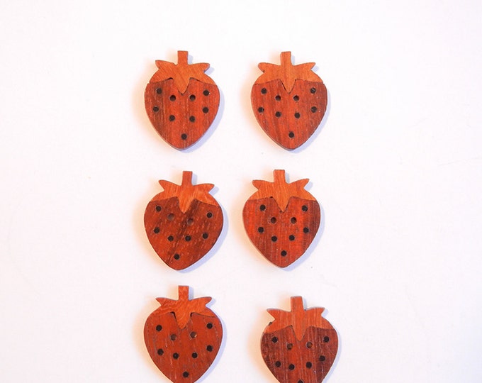 6 Natural Wood Strawberry Buttons