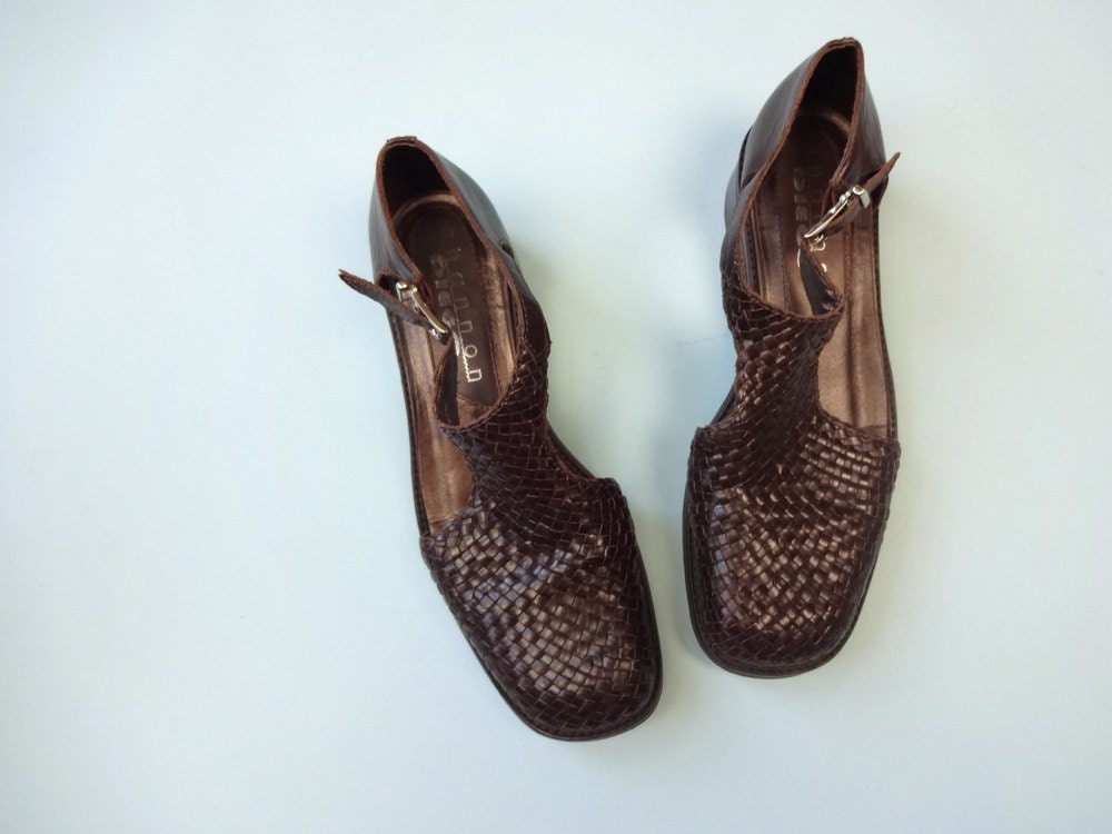 Vintage CAGE Shoes 1990s Footwear Women Size 6.5 7 Brown