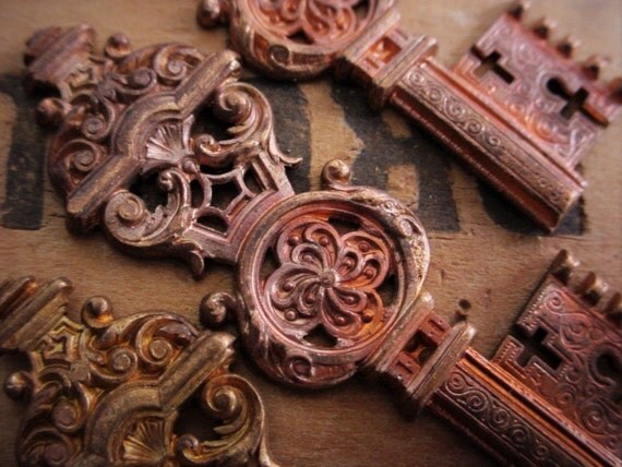 Lot OLD Large Ornate Filigree Skeleton Key Large Gothic Cast Vintage Brass Antique Bronze? Natural Rustic Copper Patina Jewelry Findings 6N by VintageBrassShop steampunk buy now online Lot OLD Large Ornate Filigree Skeleton Key Large Gothic Cast Vintage Brass Antique Bronze? Natural Rustic Copper Patina Jewelry Findings 6N by VintageBrassShop steampunk buy now online