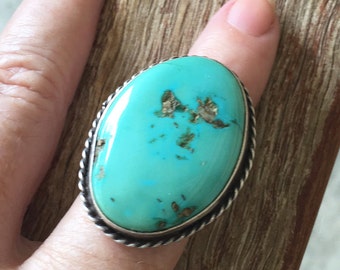BIG Turquoise Ring - 40s/50s Turquoise - Navajo Antique - sz 7 1/4