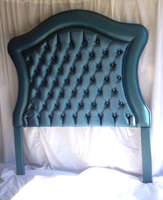Custom Upholstered Headboard Tufted Headboard with Rhinestones