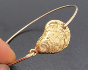 Mussel Shell Bangle, Mussel Shell Bracelet, Mussel Shell Jewelry, Gold Shell Jewelry, Gold Shell Bracelet, Gold Shell Bangle Bracelet