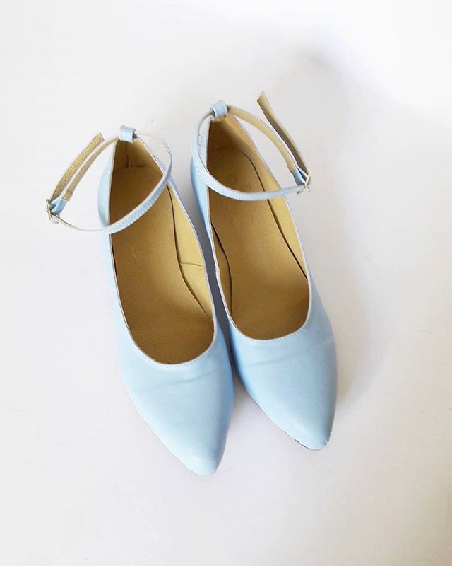 strappy pointed flats