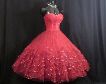 Vintage 1950's 50s Red Carpet Bombshell Strapless RED Tulle Tiered Ruffles Metallic Gold Party Prom DRESS Gown