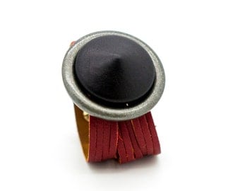 Red and Black Leather Cuff Bracelet - the Suoni