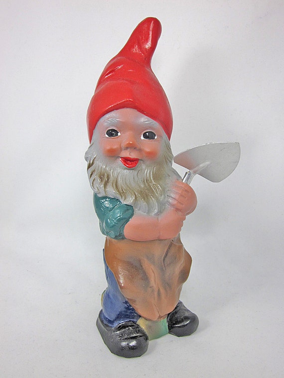 Download Authentic Heissner German Garden Gnome 937 w/ Tag 9 Inches