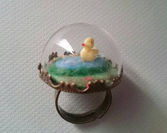 Little Puddle Duck Pond Glass Globe Ring. Glass Dome Ring. Duck Ring. Novelty Ring. Statement Ring.