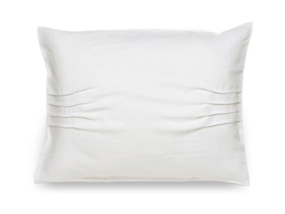 Pillowcase with pleats White linen pillowcase White