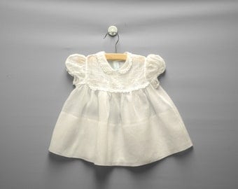 Vintage Baby Clothes, 1940's White Cotton Voile Lace Baby Girl Dress, Vintage Baby Dress, White Baby Dress, Size 6 Months