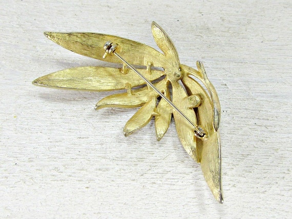 Vintage Brooch Pin Fall Leaf Brooch Autumn Leaf Brooch Gold