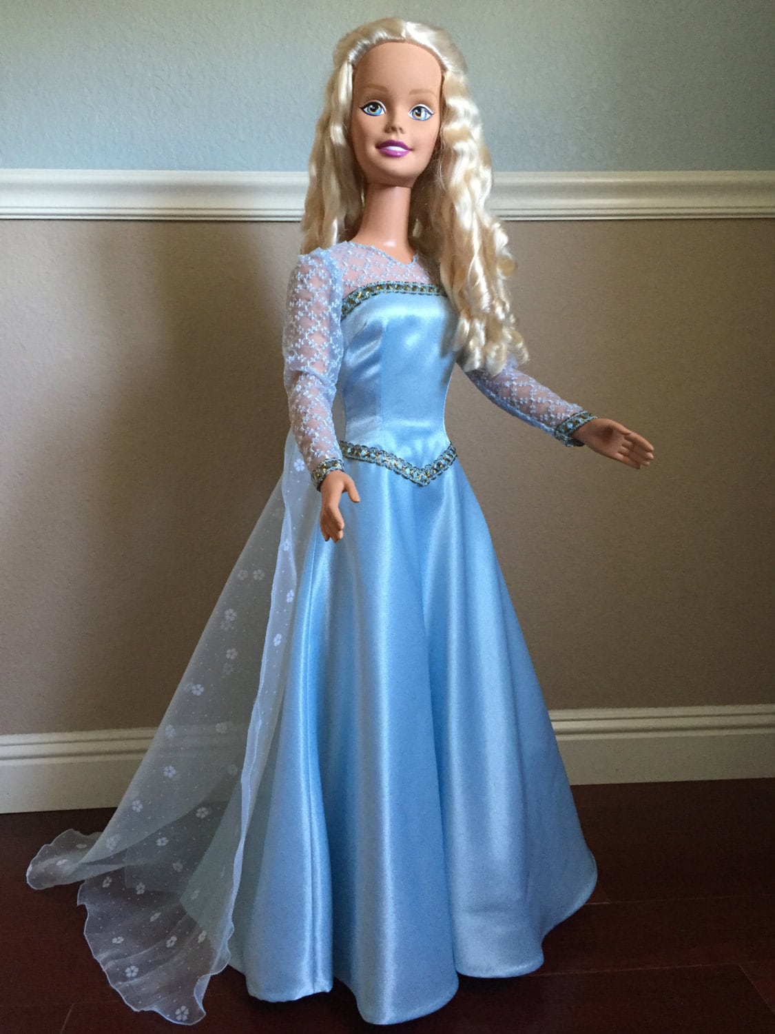 elsa barbie clothes