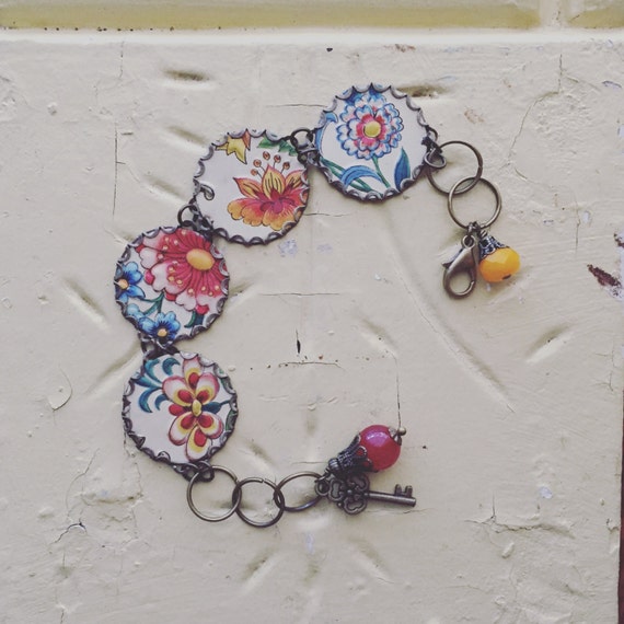 Tin Jewelry Bracelet Last of Summer Tin for the