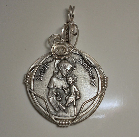 Saint Anthony Religious Medal Pendant