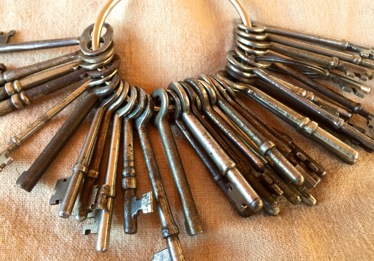 SALE PRICE Real Vintage Antique Skeleton Keys Lots of 5 keys