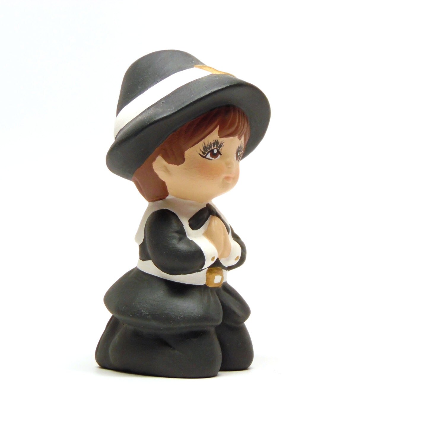 Vintage Ceramic Pilgrim Figurines Boy Girl praying