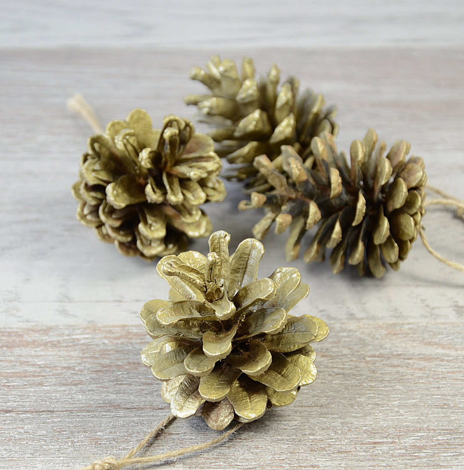 Natural Christmas Tree Ornaments Pine Cone Xmas Decoration Rustic