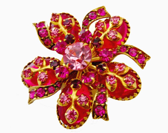 Pink rhinestone Brooch- Pronged Glass rhinestone - Flower with Bow - Floral Gold Metal pin - mid century