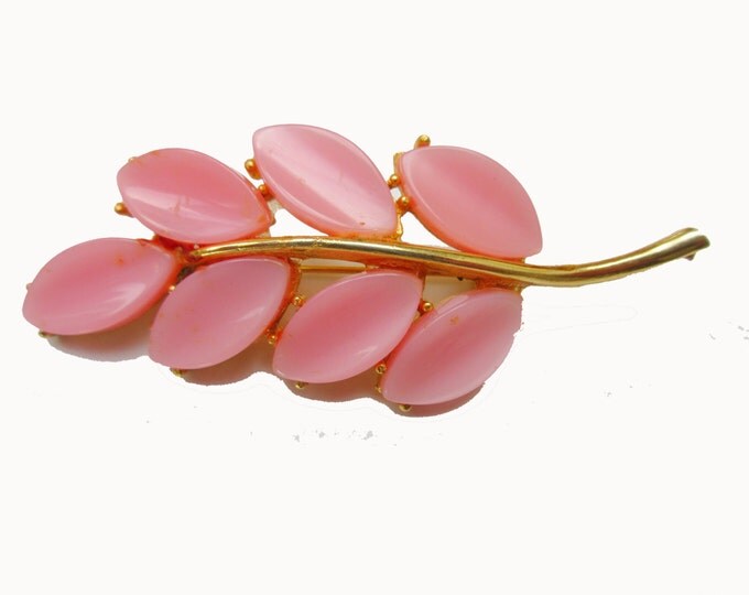 Pink Leaf Brooch - Thermoset Plastic flower - mid century pin