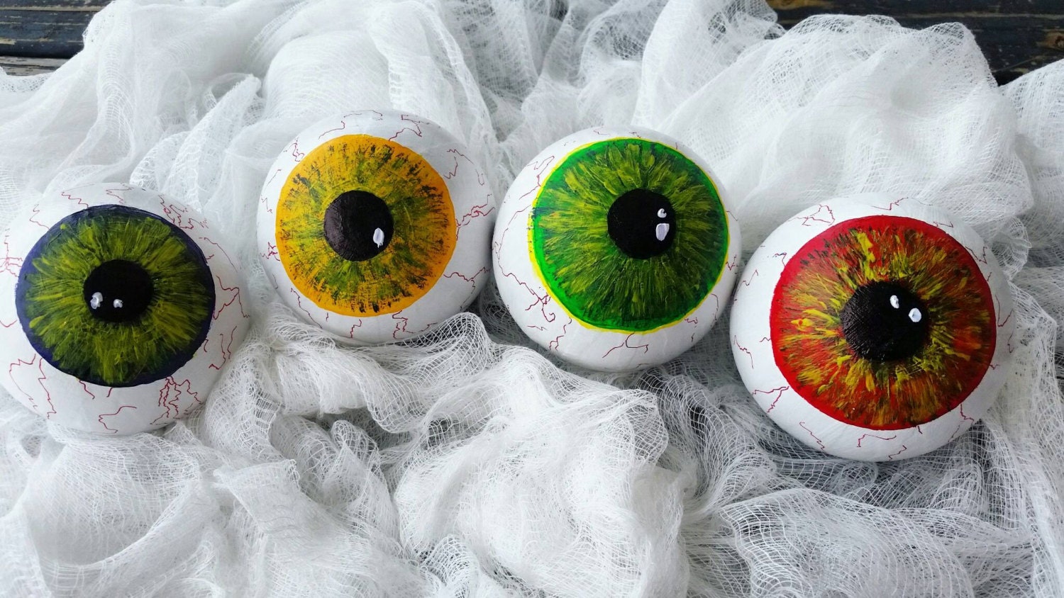 eyeballs-paper-mache-eyeballs-halloween-prop