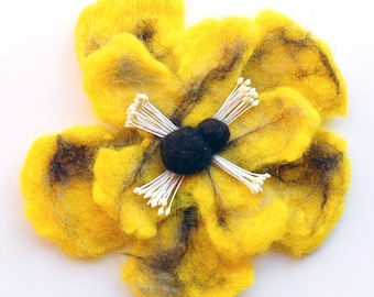 Flower brooch pin felt, hand felted wool jewelry item, flower pin brooch, poppy brooch, brooch bouquet, felt flower hair-clip, gifts for her