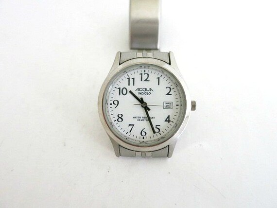 acqua indiglo watch