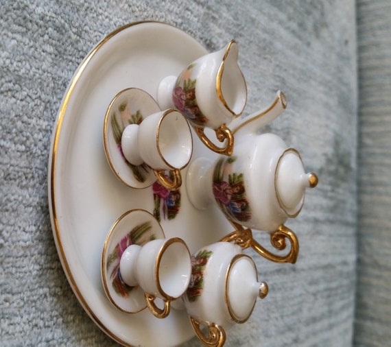 tiny tea set