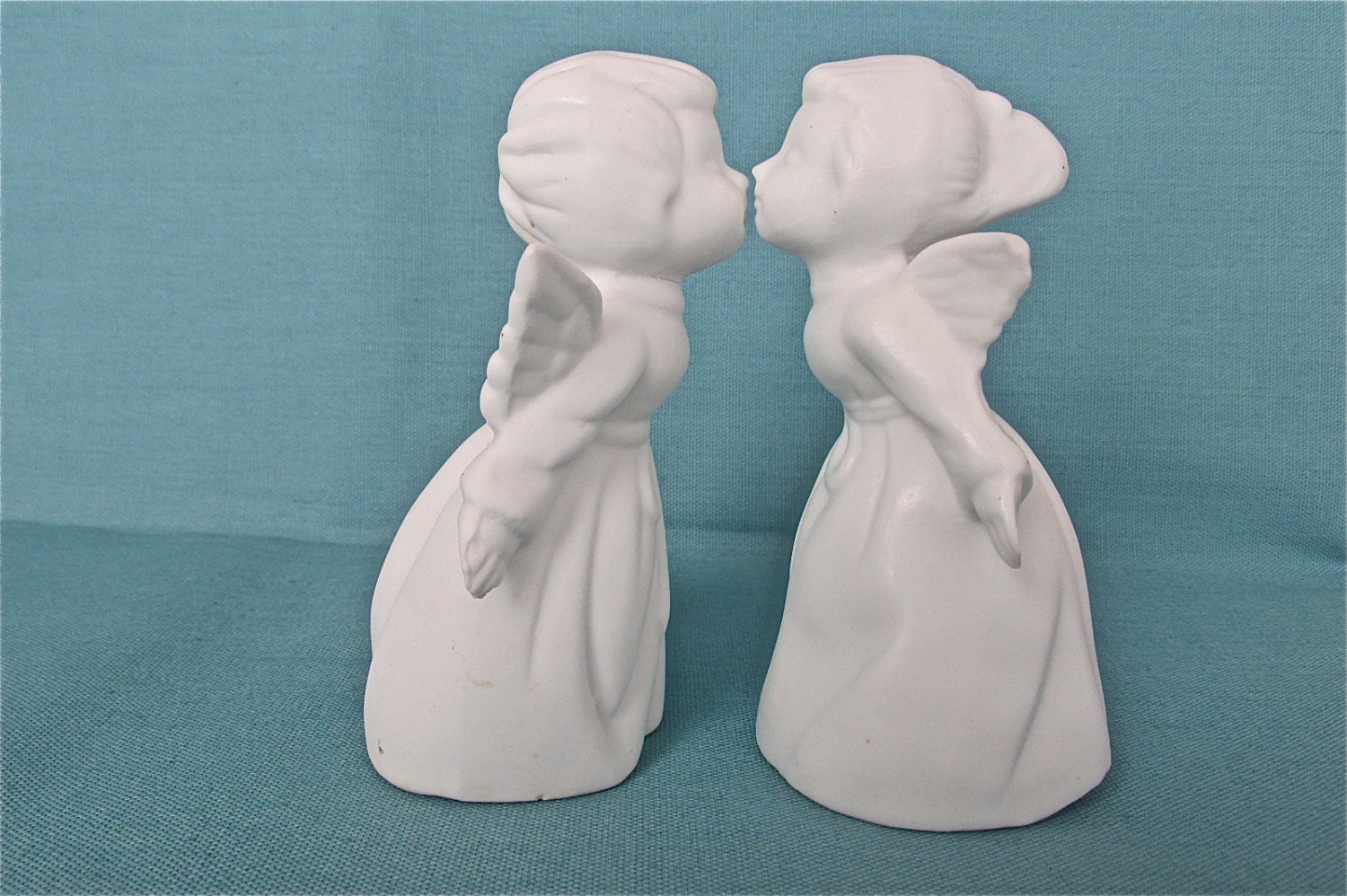 Norleans Kissing Angels White Bisque Porcelain Figurines Korea