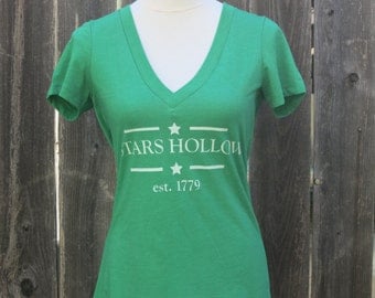 Stars Hollow Women's Vneck Screenprinted Shirt