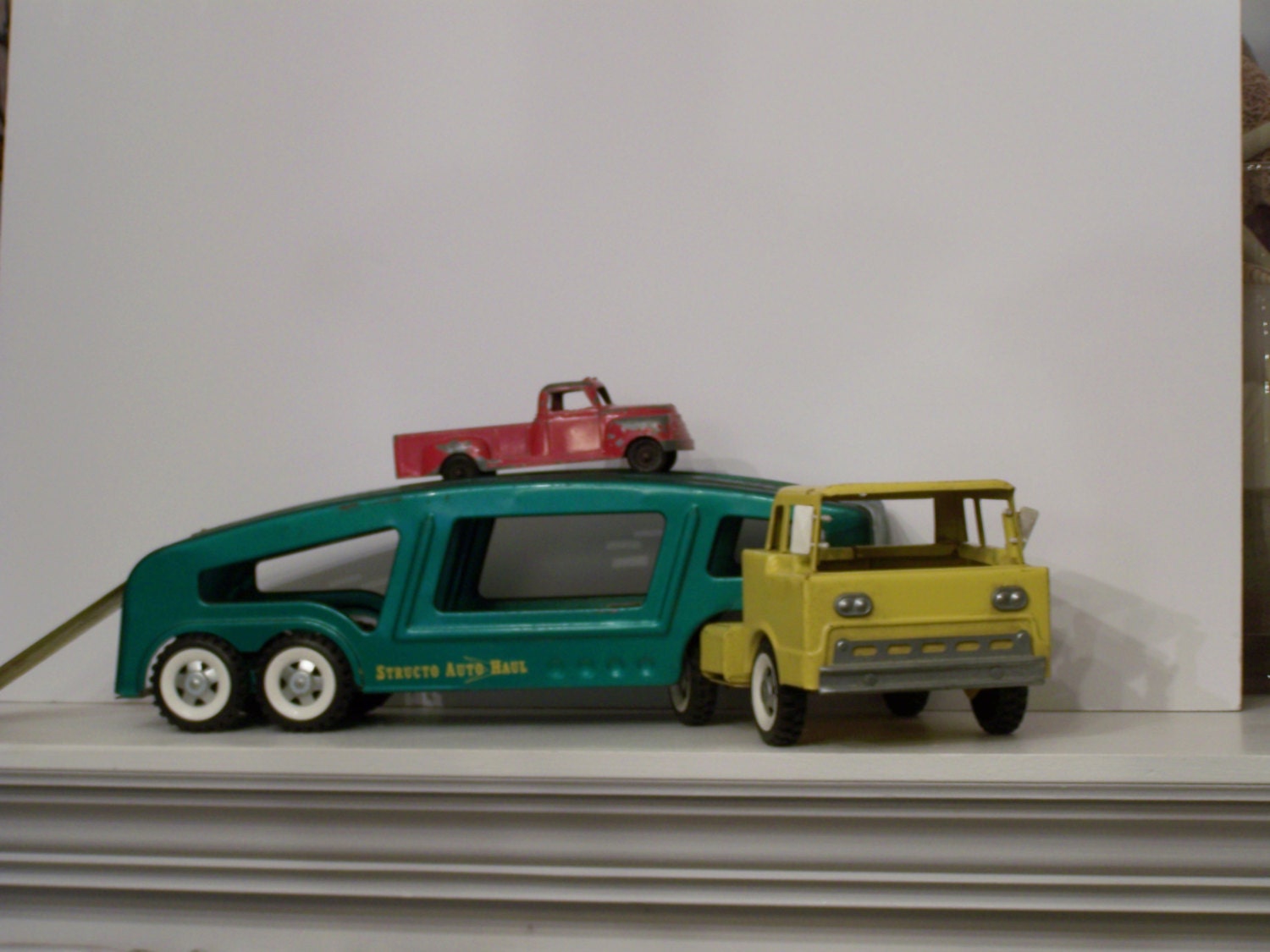 structo toy car hauler