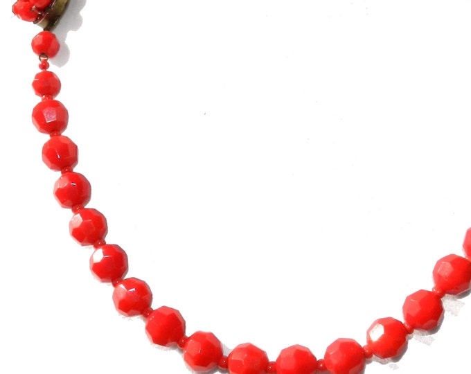 Cherry Red Glass Beaded Necklace, Western Germany Necklace, Faceted Bead, Art Deco Style, Vintage Jewelry, Costume Jewelry