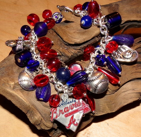 Braves Bracelet