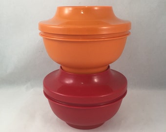 4 Piece Seal N Serve Tupperware Set, 2 Bowls with Matching Lids that double as plates