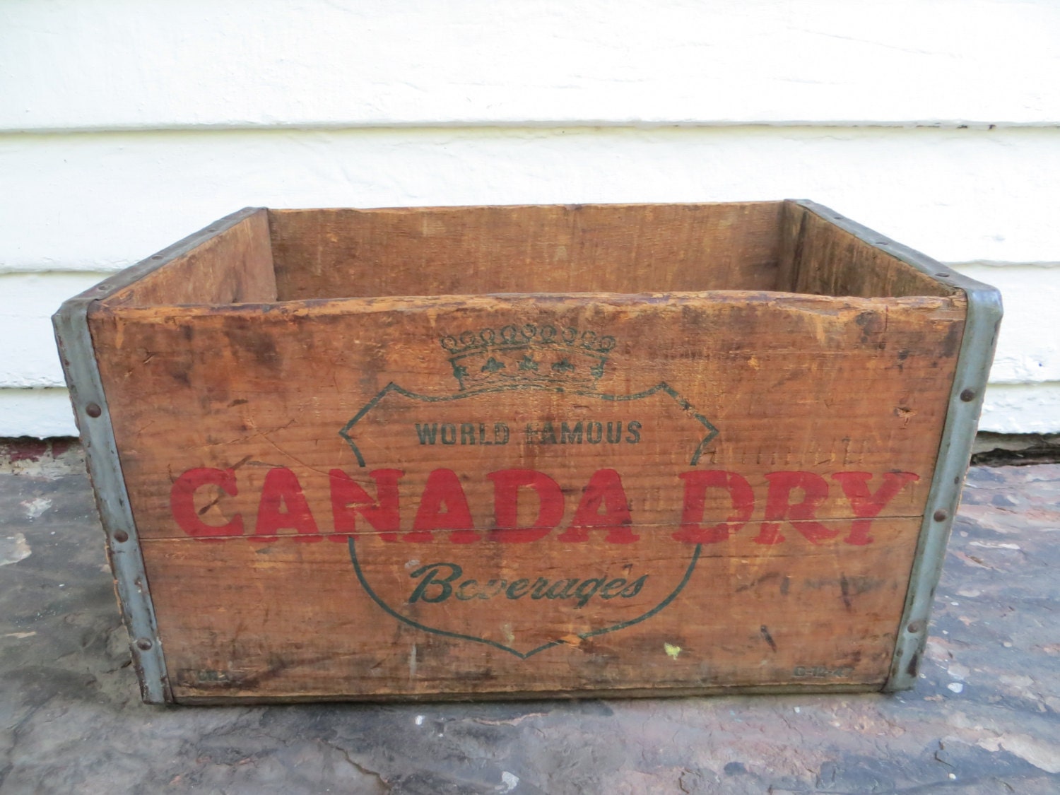 1947 canada dry crate rustic wooden pop crate wood soda crate