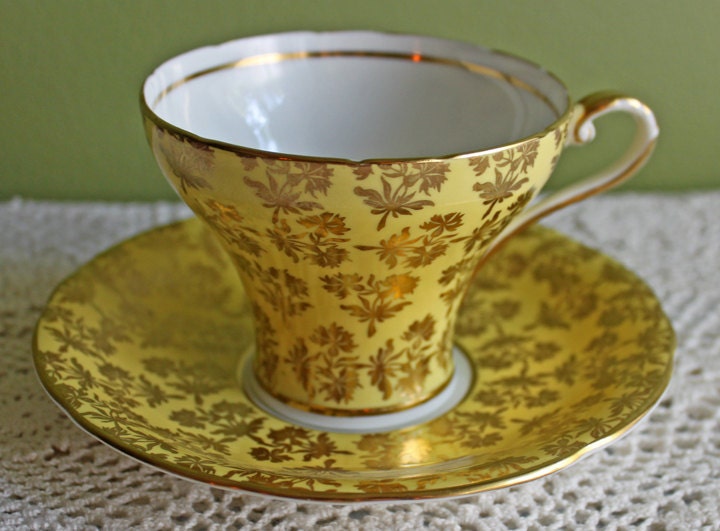 Antique Aynsley Tea Cup and Saucer. Yellow and Gold Bone