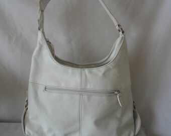 Pre Owned Worthington White Leather Shoulder Bag*****.