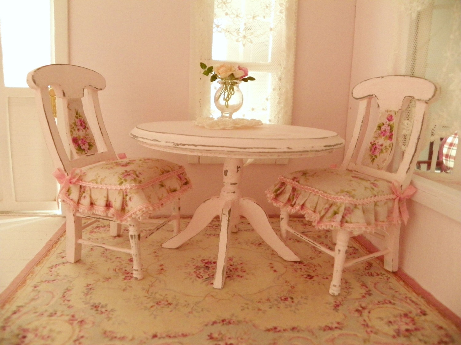doll house dining room
