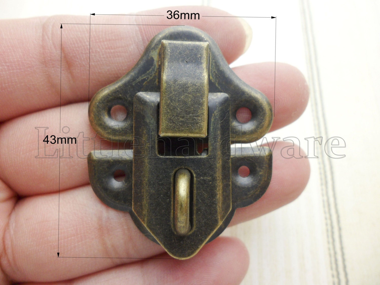 43mmx36mm antique brass color Luggage bucklebox claspjewelry