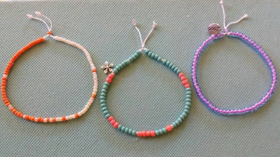 Items similar to Custom seed bead bracelets. Pick your colors! Or pick ...